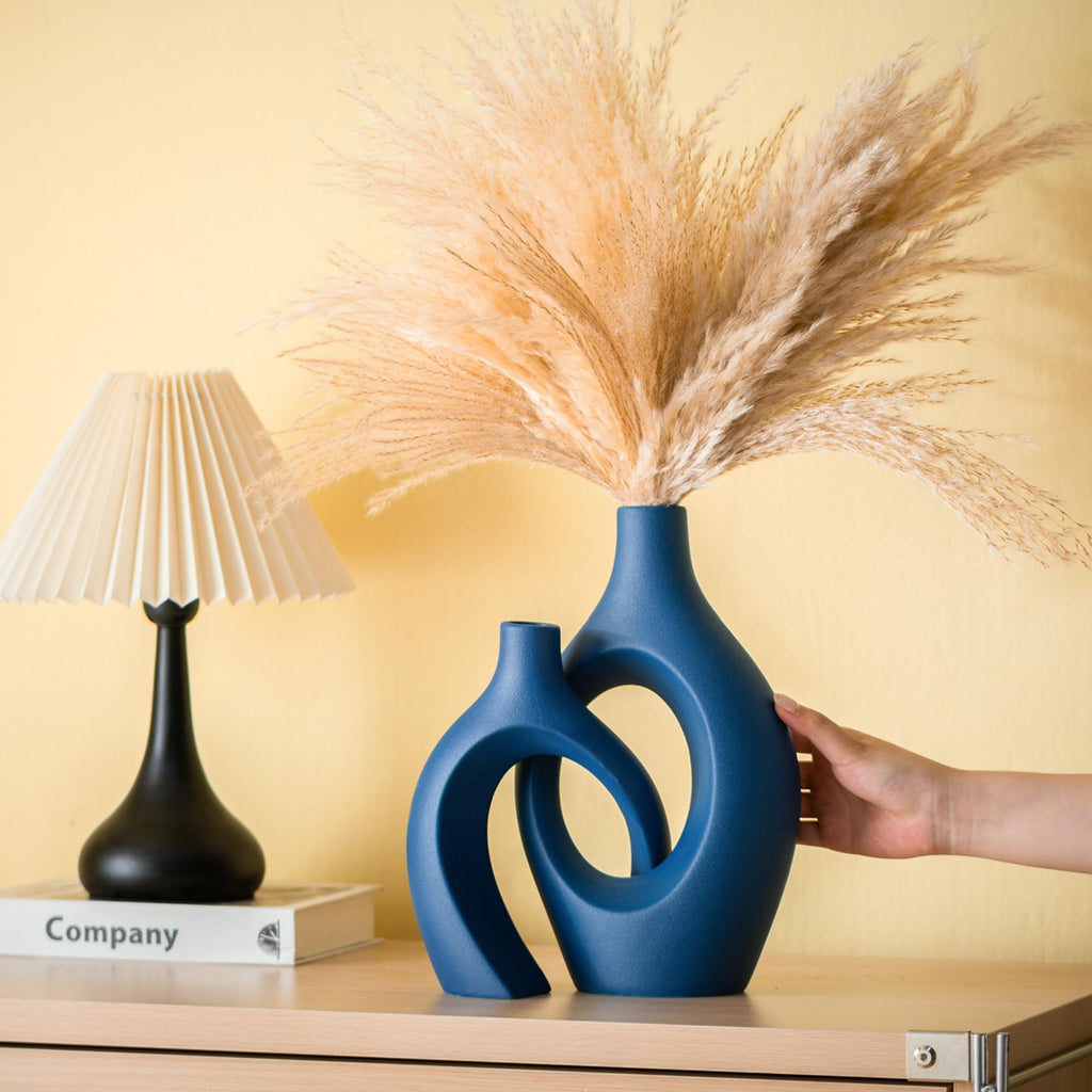 Snuggle Hollow Ceramic Vases
