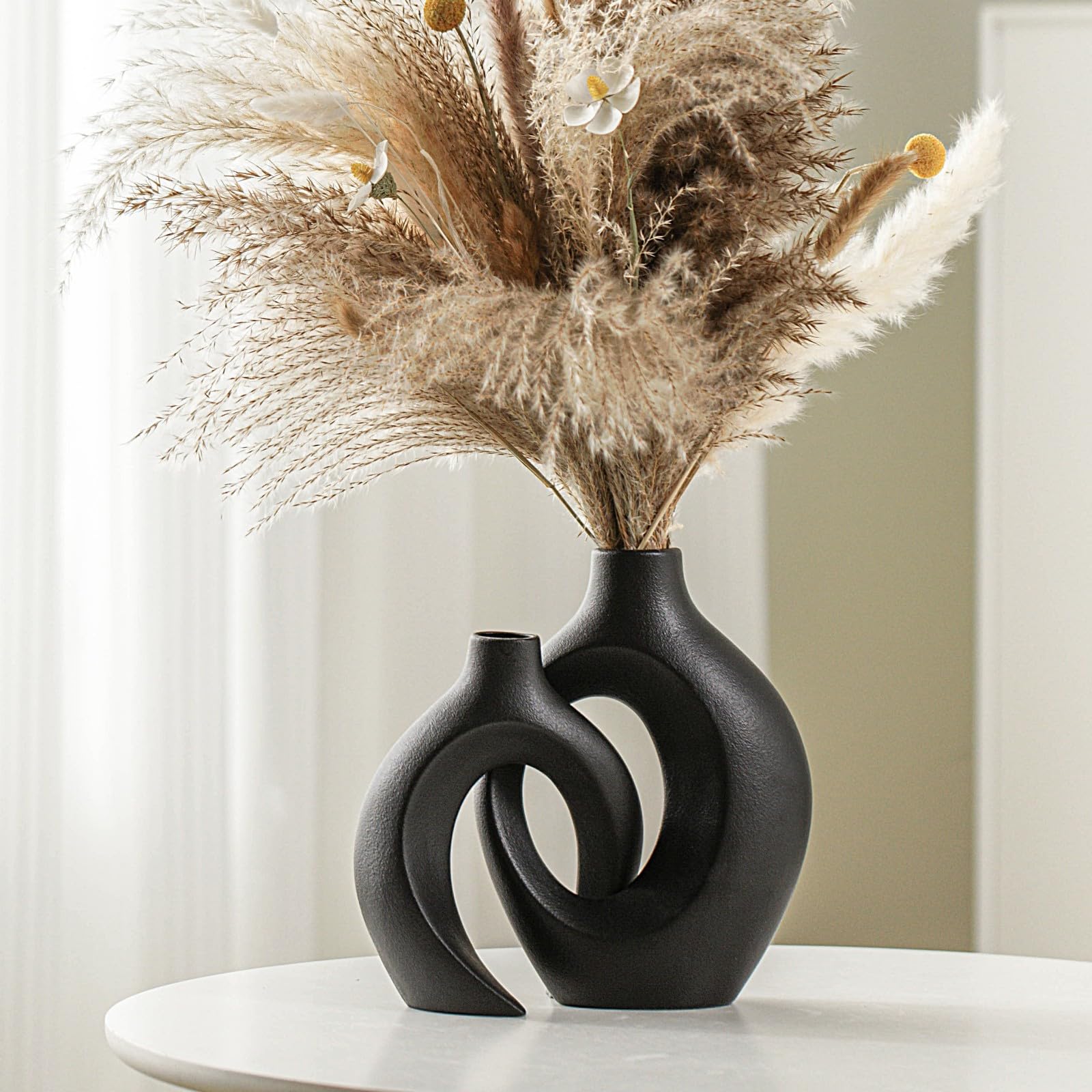 Snuggle Hollow Ceramic Vases